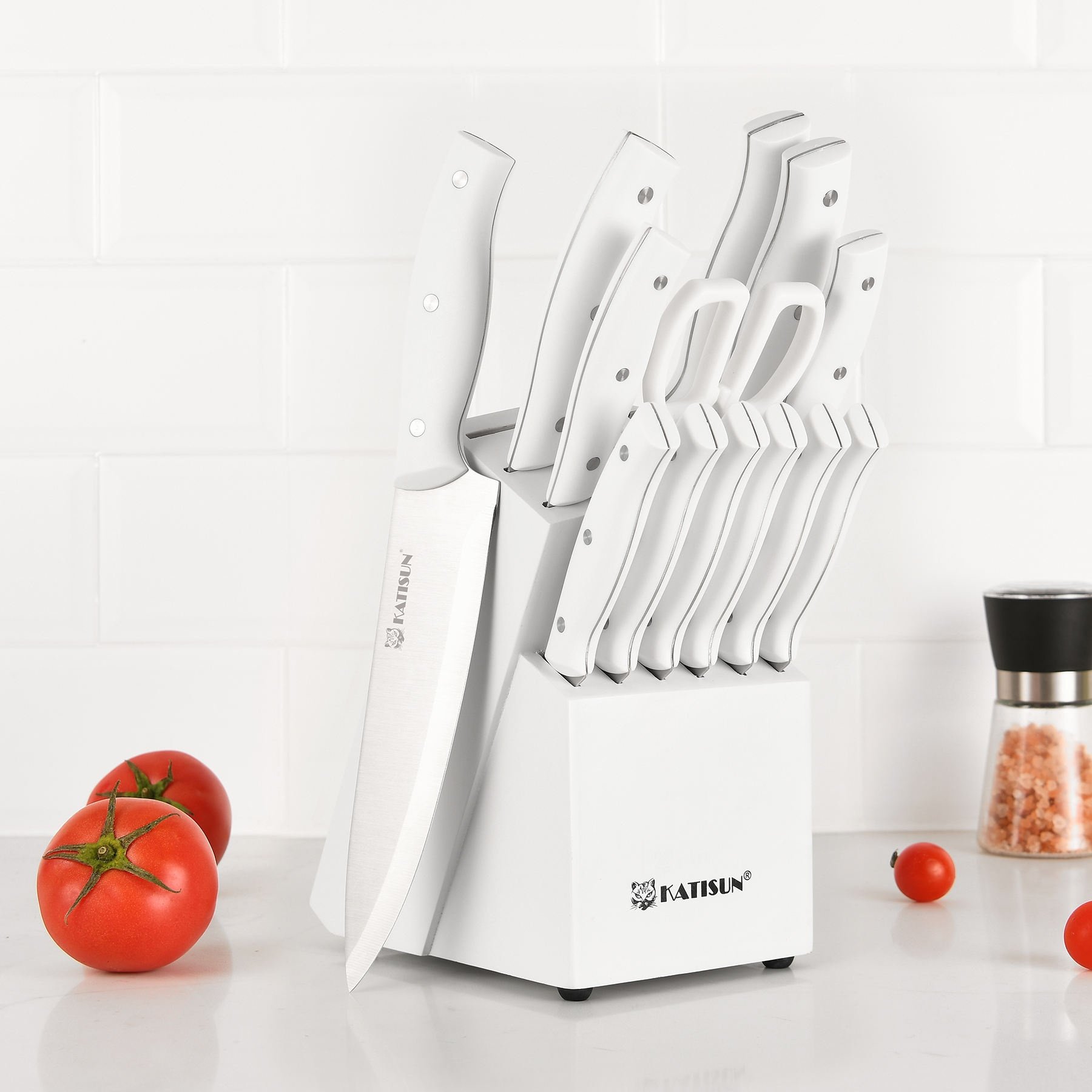 15 Pieces Of White Carbon Steel Blade Kitchen Knife Set, Equipped With A Genuine Wooden Frame, Internal Sharpener, And Kitchen Scissors (Color: White)